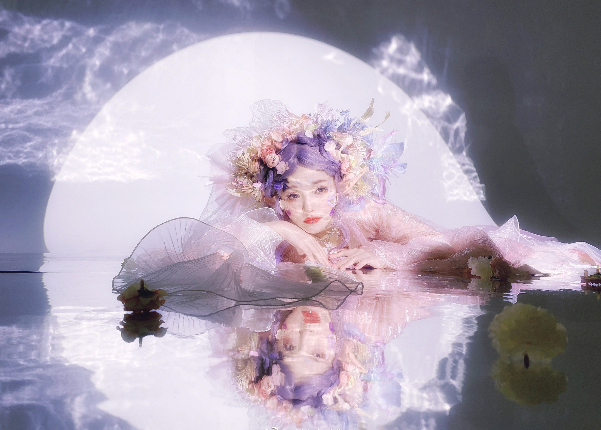 谢安然的汉服"鲛人妆"好美,当镜头放大,女生看了也忍不住心动